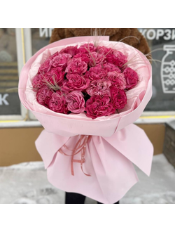 Букет с пионовидными розами 25шт