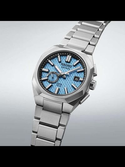 Наручные часы Seiko SSJ027J1