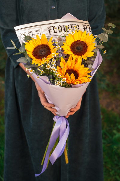 Букет с подсолнухами