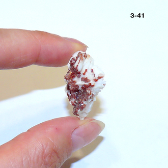 Ванадинит натуральный (щетка) №3-41: 30*21*16мм