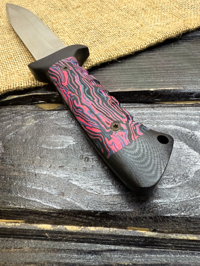 Подарочный нож 6Х9С сталь VG-10, рукоять комбинированная G10 и микарта фиолетовая