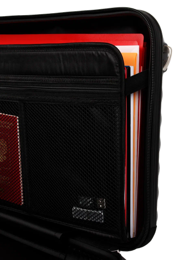 Пластиковый кейс для ноутбука 15.6 - 16 дюймов Optimum, черный матовый