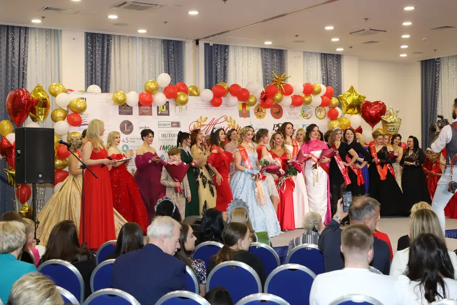 Конкурс красоты и материнства "Миссис Петергоф 2024"