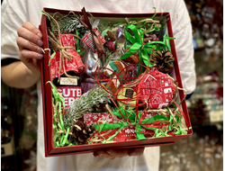 Новогодний набор - Ароматный чай, Бельгийский шоколад, Сладости в ассортименте