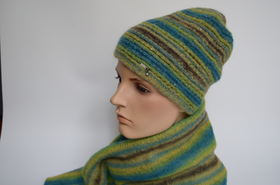 Разноцветная зеленая шапка Vizio Италия 8013 CY  фото