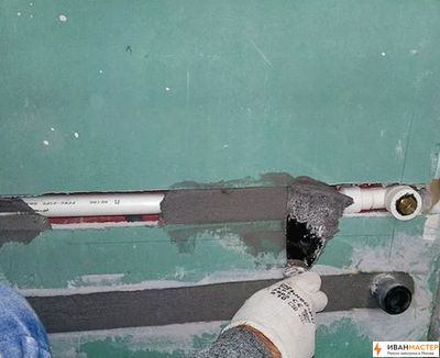 Штробление стен из гипсокартона в квартире ИВАНМАСТЕР