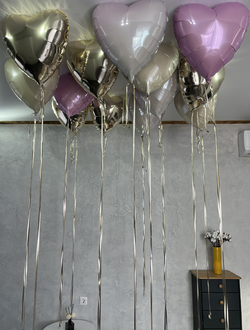 Сердечки с дождиком шампань, крем, розовый градиент 13 шт под потолок