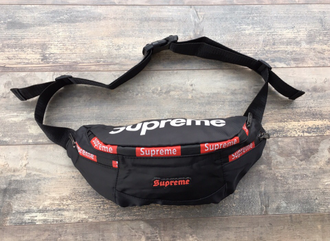 Сумка на пояс Supreme