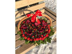 Премиум корзина с ягодами