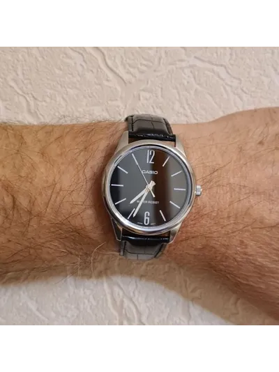 Часы Casio MTP-V005L-1B