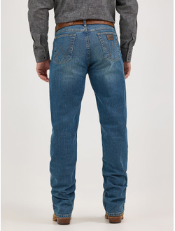 Джинсы Wrangler® Cody Johnson 20X® Advanced Comfort 01 Competition Relaxed Fit Jean