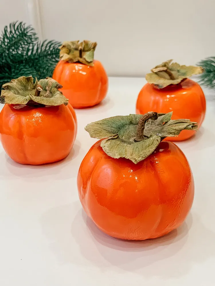 Муссовое пирожное
Ванильный мусс+хурма, маракуйя
Стоимость 500руб /шт, минимальный заказ 6 шт
Предложение сезонное 