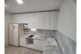 Кухня белая