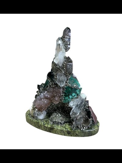 Минералогическая горка "Уралочка"