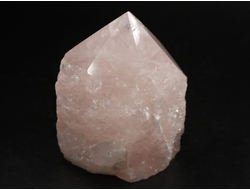 Розовый кварц, полировка частичная, верхушка в форме кристалла, Бразилия (75*48*47 мм, 301 г) №37982