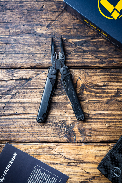 Leatherman Wave + Black с чехлом molle