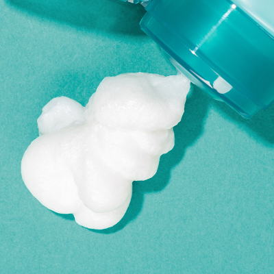 ARTISTRY SKIN NUTRITION Обновляющая пенка для умывания