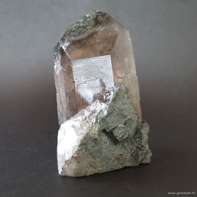 Дымчатый кварц с хлоритом. 70*45*35мм