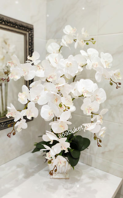 Композиция искусственная орхидея белая ваза туба № ОР012