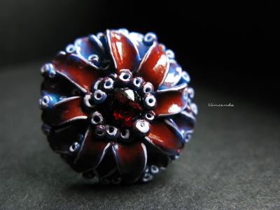 Необычное кольцо "Волшебникум" с гранатовой вставкой