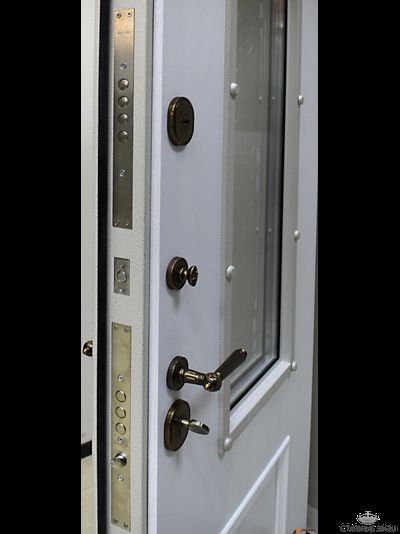 Императрица 	Шпон дуба,эмаль белая, 26 мм