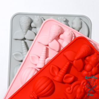 Форма для льда и кондитерских украшений «Волшебство», 14 ячеек, 23×16,5×2 см, цвет МИКС