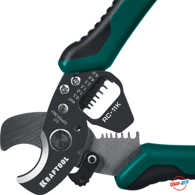 Кабелерез многофункциональный Kraftool RC-11K со съемником изоляции 3 в 1 22696-3