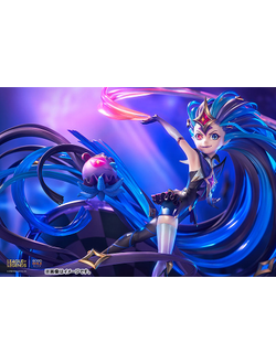 Фигурка 1/7 Зое (Zoe Star Guardian)