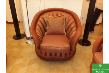 Обтяжка кресла в Москве
Садовая спасская улица
☎8909-966-27-18