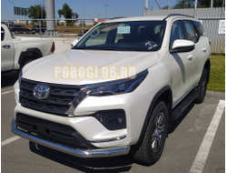 Защита переднего бампера d76 для Toyota Fortuner (2020-...)