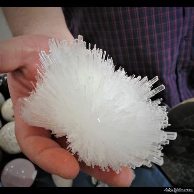 Сколецит - лучистый агрегат. Насик. Индия.