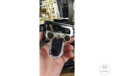 Диспенсер подачи кофе забит кофейными отложениями