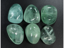 Флюорит зеленый, галтовка в ассортименте, Китай (28-30 мм, 15-20 г) №22629