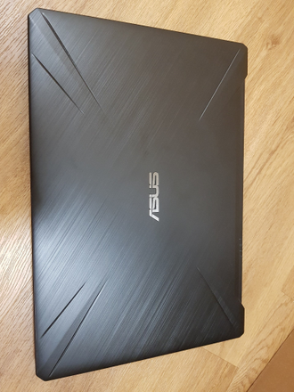 ASUS  TUF GAMING FX705DT-AU042 ( 17.3 FHD IPS AMD RYZEN 5 3550H GTX1650(4GB) 8GB 512SSD )