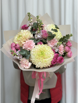 Букет "Малиновый день"