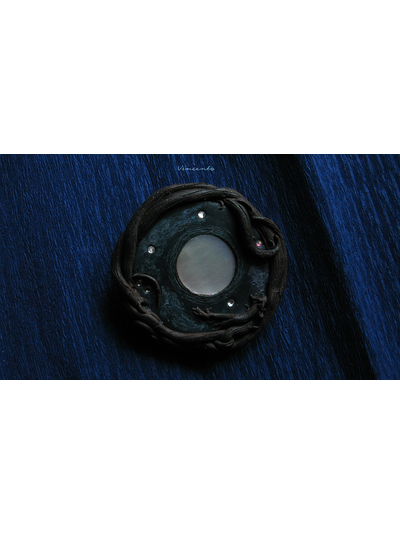 Брошь с луной - &quot;Лунная соната&quot; со стразами Сваровски и винтажным перламутром