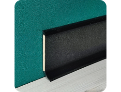 Напольный плинтус с мягким краем Dollken S100, высота 100 мм. толщина 5 мм. цвет черный