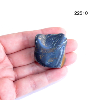 Соколиный глаз натуральный (галтовка) ЮАР арт.22510: 28,1г - 34*36*16мм