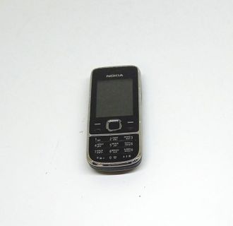 Неисправный телефон Nokia 2700с-2 (нет АКБ,  не включается)