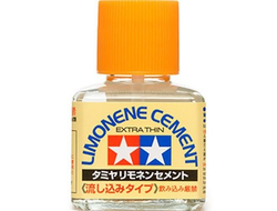 Tamiya: Супер жидкий клей с запахом лимона (40 мл.)