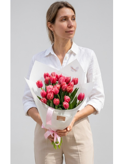 Букет цветов на 8 марта № 712