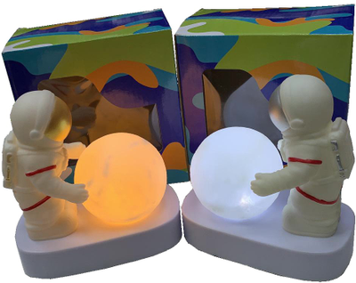 Светильник Астронавт на Луне Оптом