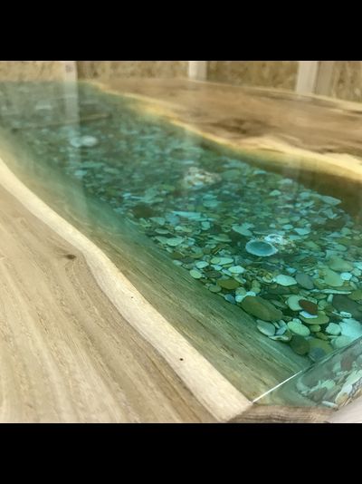 стол река с морским дном бирюзового цвета