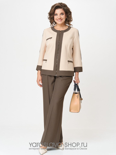 Женский классический трикотажный костюм