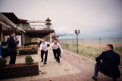 ВЕДУЩИЙ ЮРИЙ