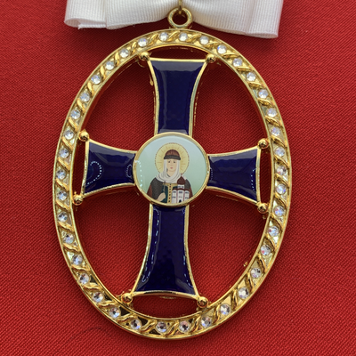 Орден Святой Ольги 1-й степени со стразами, с бантом из муаровой ленты. Полноразмерная копия LUX. Лот № 62.