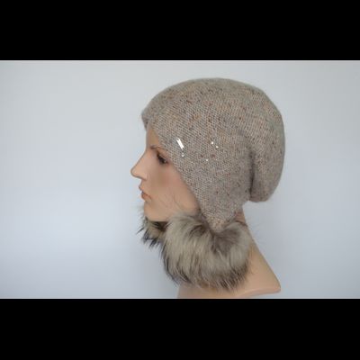 Vizio шапка ушанка с помпонами 1010 PP 66 бежевая Италия