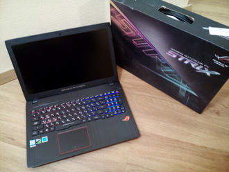 ASUS ROG STRIX GL553VD-FY116T (15.6 FHD IPS I7-7700HQ GTX1050(4ГБ) 12ГБ 1TБ + 128SSD)