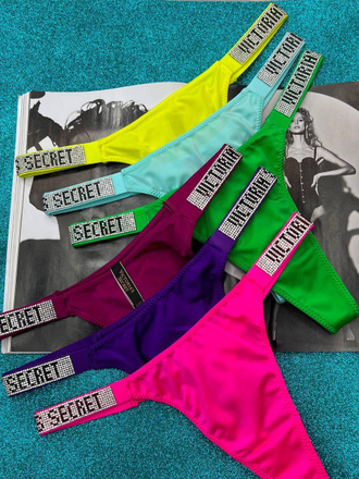 Трусы стринги со стразами набор 4 шт 44-46