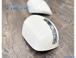 Зеркала с поворотниками на Land Cruiser 200 07-11 белые